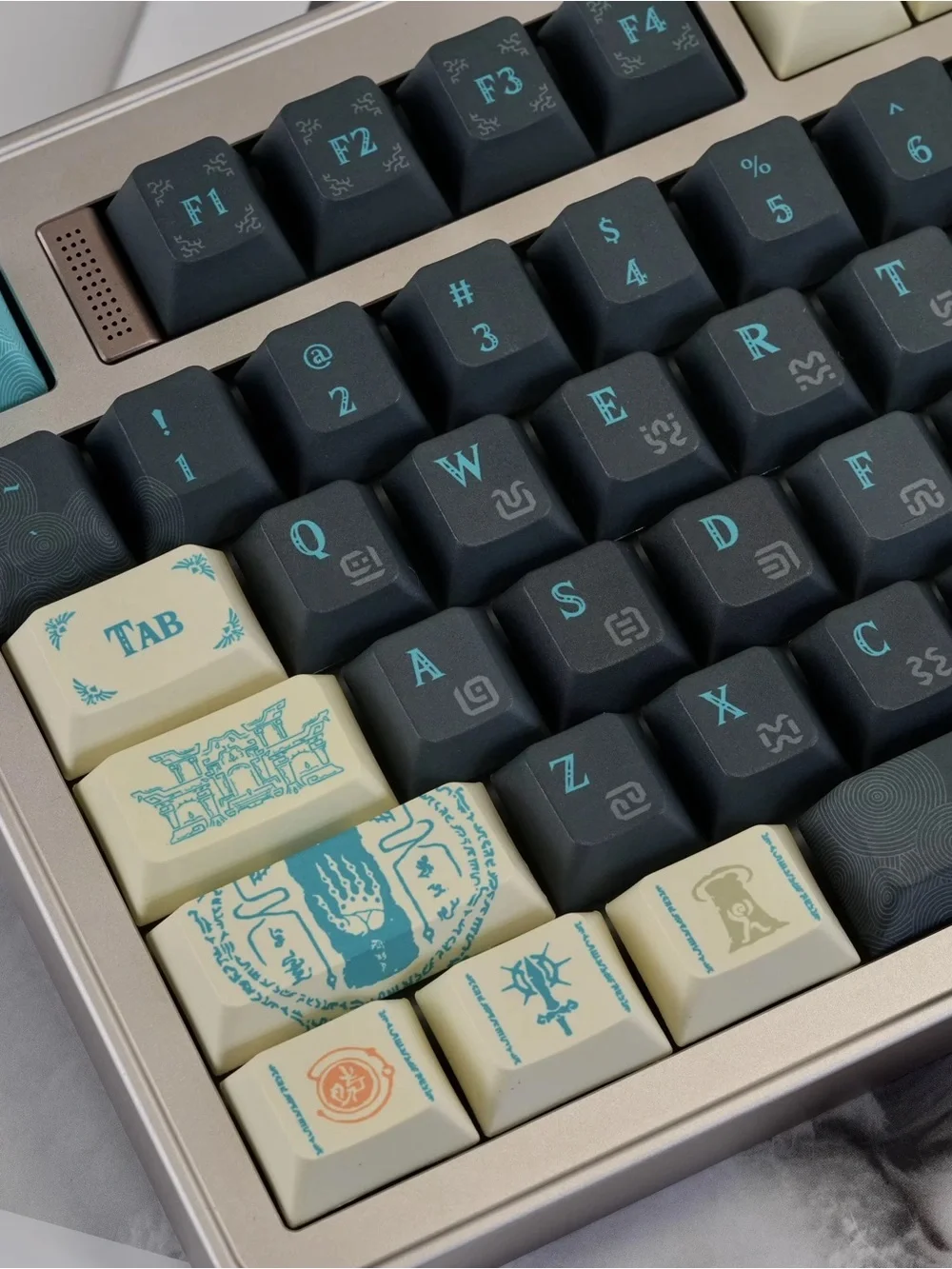 Zelda: Tears of the Kingdom Keycaps